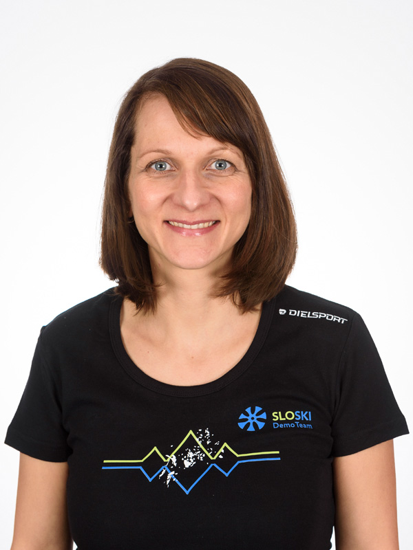 Benedičič_Maja_02_22-23_PER7216