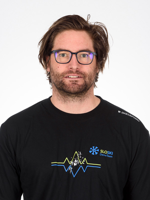 Rakovec_Žiga_03_22-23_PER7202