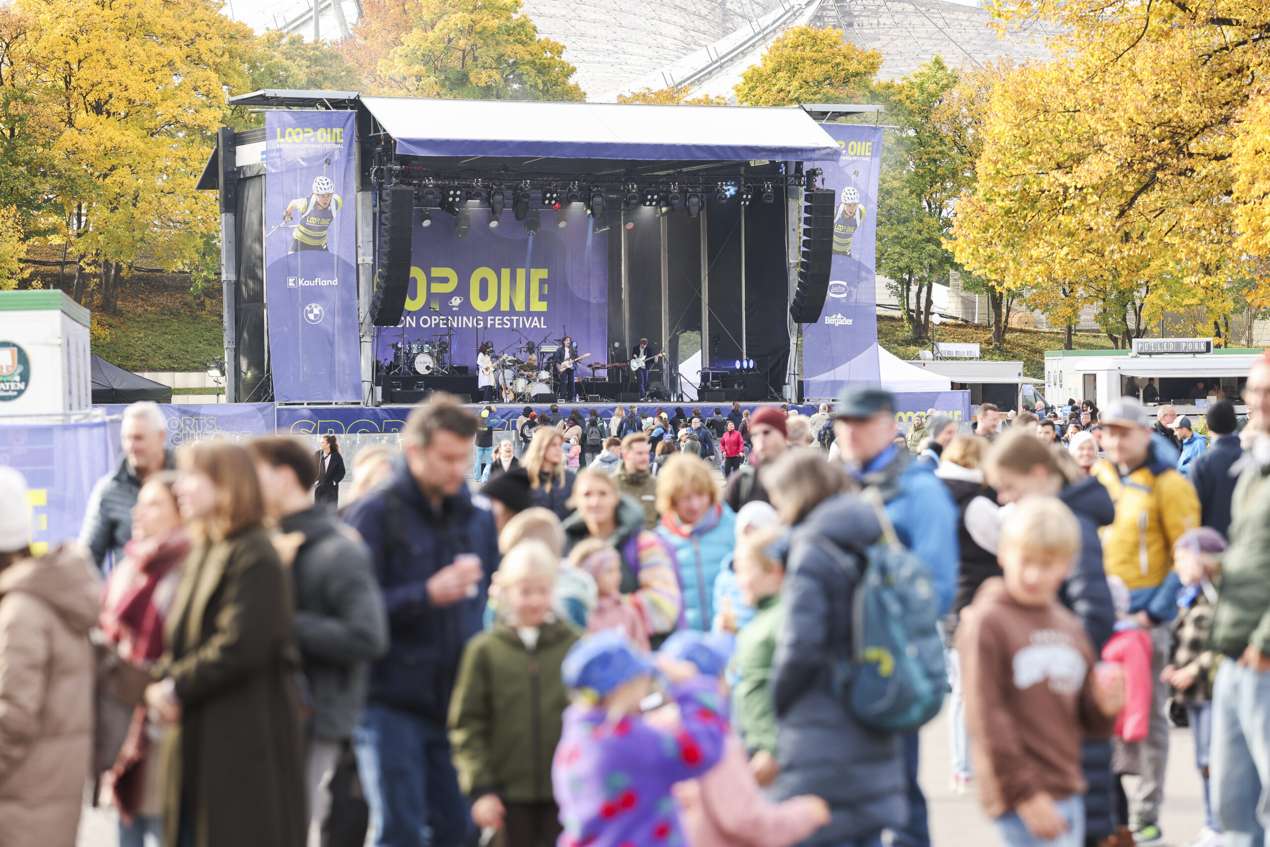 18.10.2025, Munich, Germany (GER):
Event Feature: Live Act Freude on the main stage - Loop One Festival, Fan Activities - Munich (GER). www.biathlonworld.com. © Manzoni/IBU. Handout picture by the International Biathlon Union. For editorial use only. Resale or distribution is prohibited.